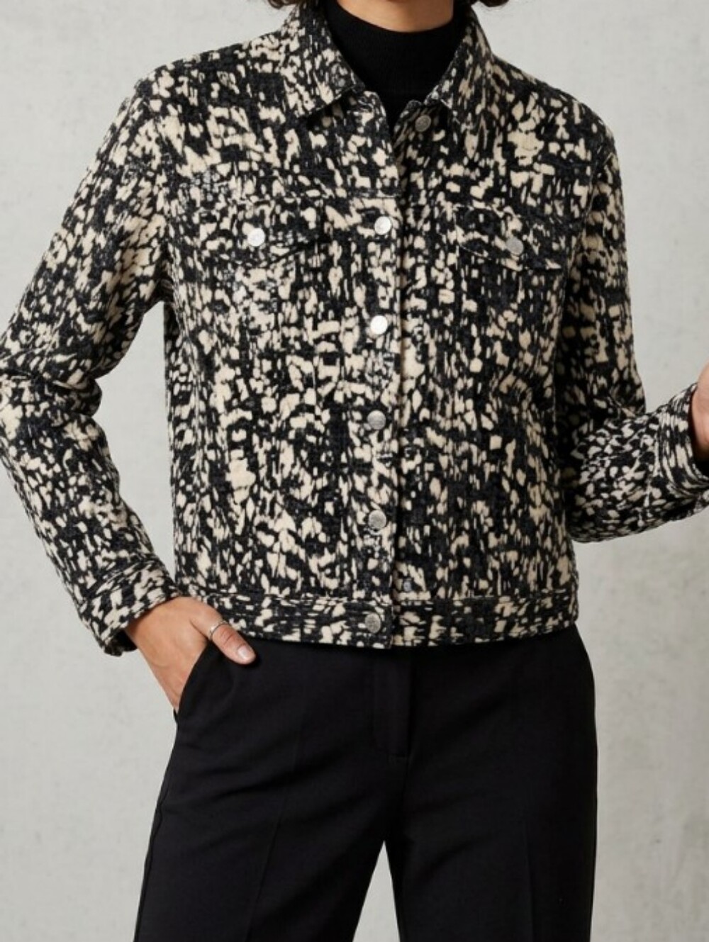 Notations Black & White Abstract Floral Denim-Style Jacket - Size M